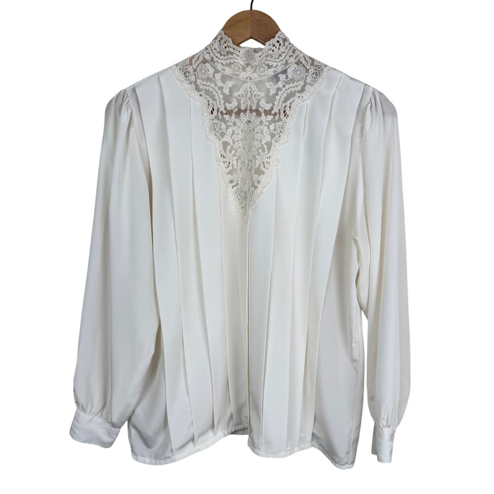 Vintage 80s White Lace High Neck Blouse Size 8 Pleated Soft Romantic Victorian